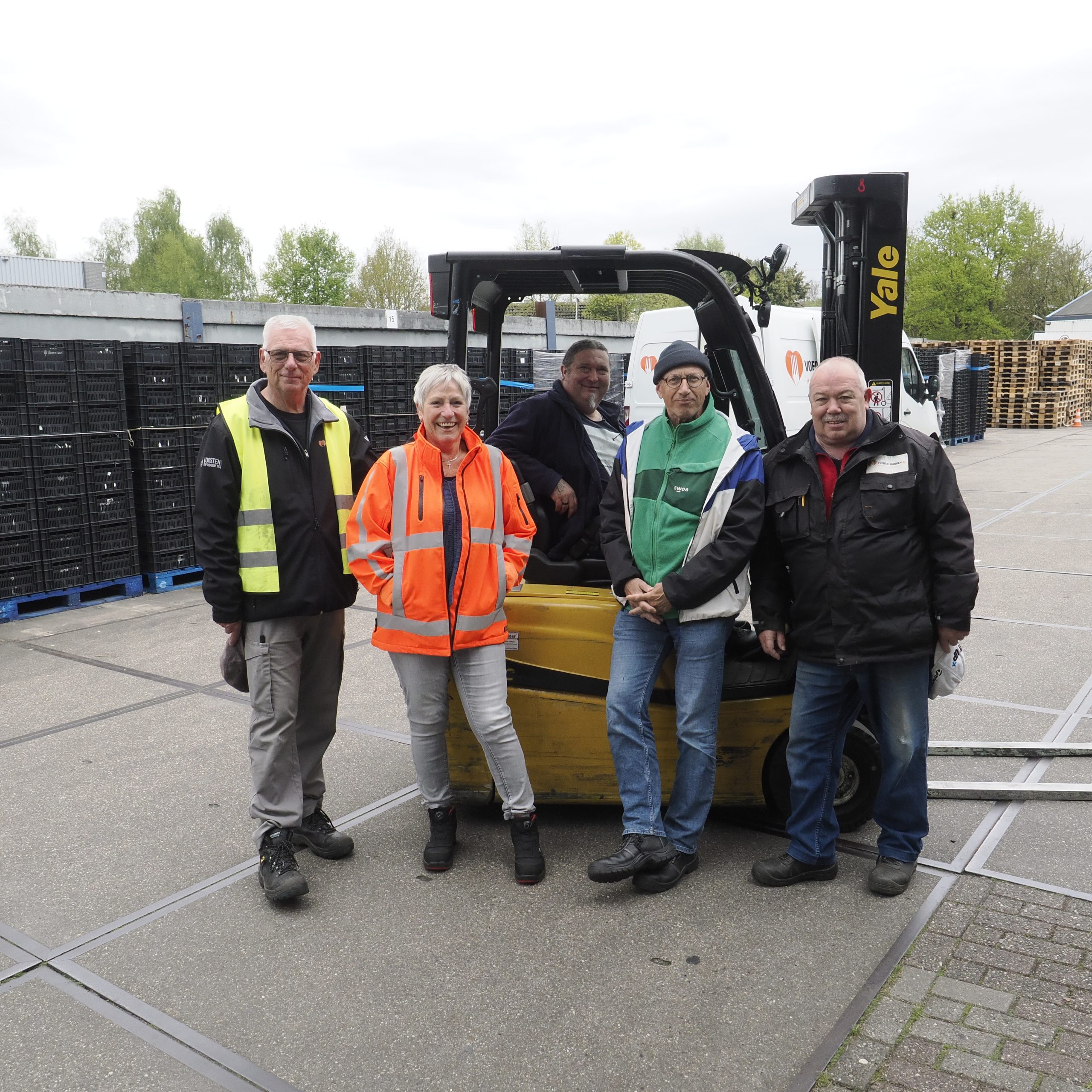 Vrijwilligers opslag en transport voedselbank